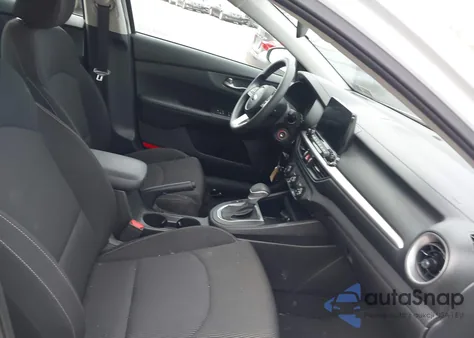 2021 Kia Forte Lxs from USA, damaged, VIN 3KPF24AD6ME375188